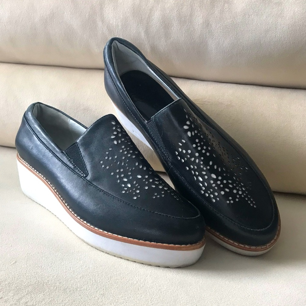 ANNE FONTAINE Black Leather Shoes, 10 / 40